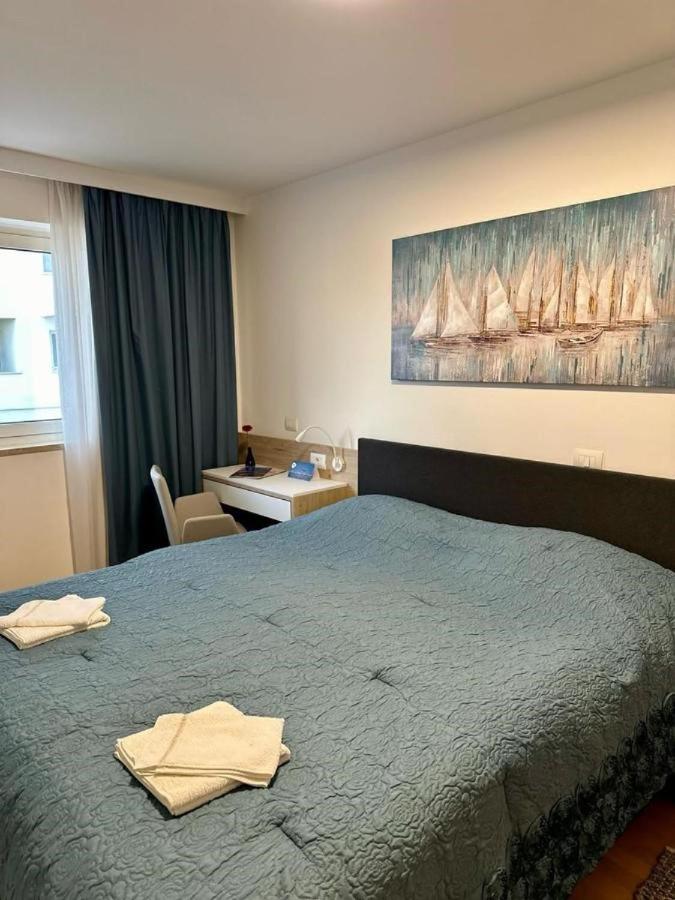 Edra Suite Apartment Umag Eksteriør billede