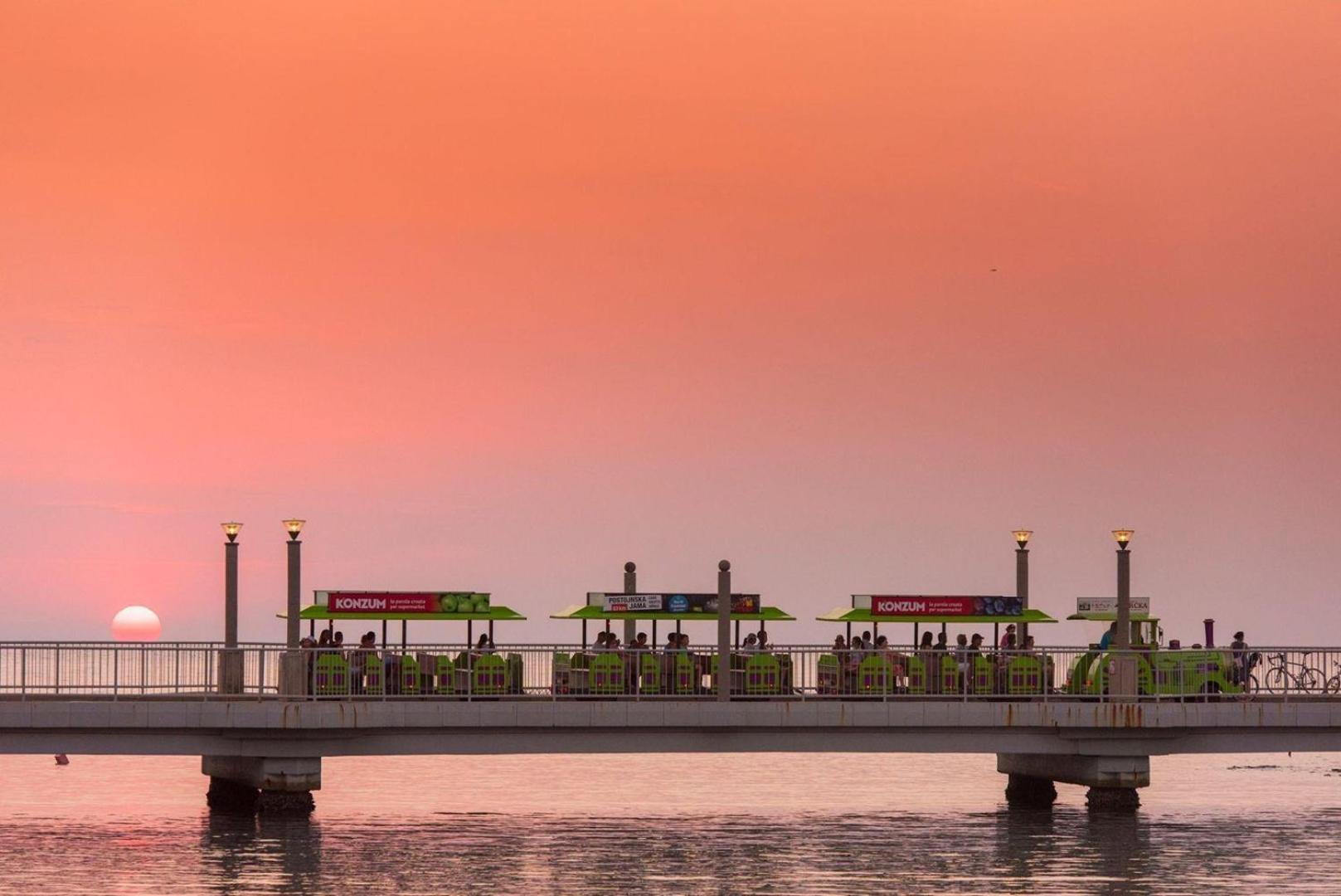 Edra Suite Apartment Umag Eksteriør billede